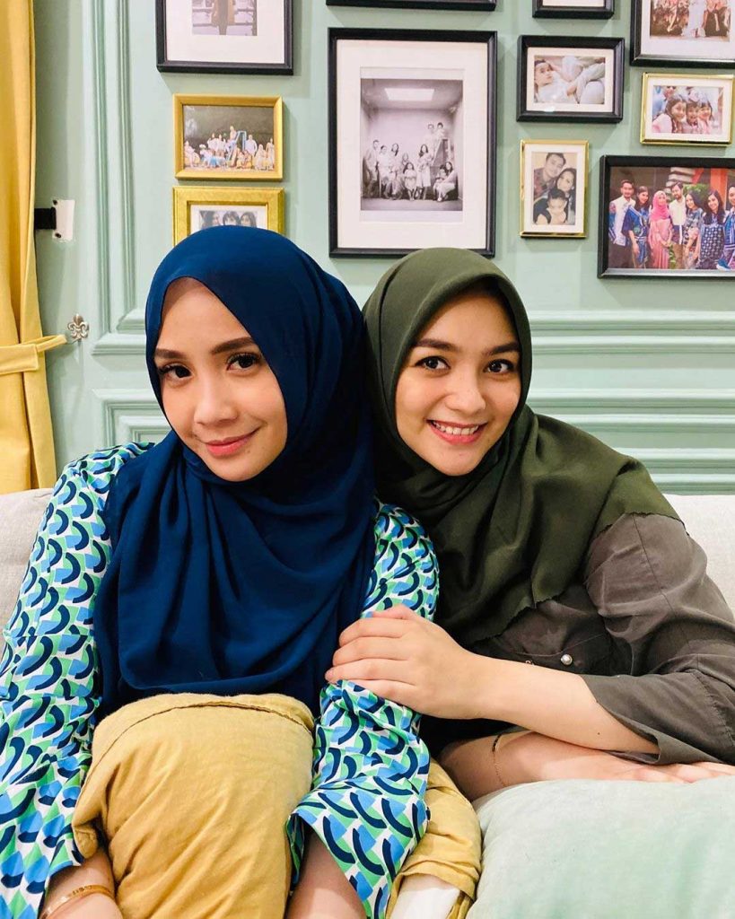 foto-nagita-slavina-berhijab