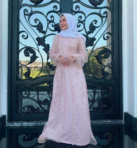 prilly-baju-lebaran-2020