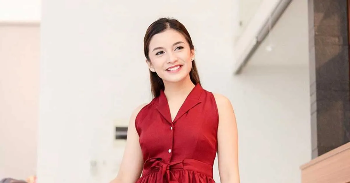 Pamer Pose Yoga saat Hamil Besar, Chelsea Olivia Sukses Bikin Ngilu