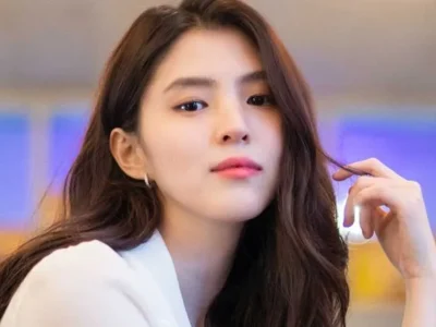 han-so-hee-merawat-kulit-wajah