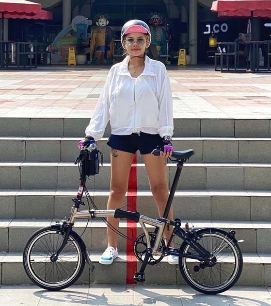 nikita-mirzani-gowes