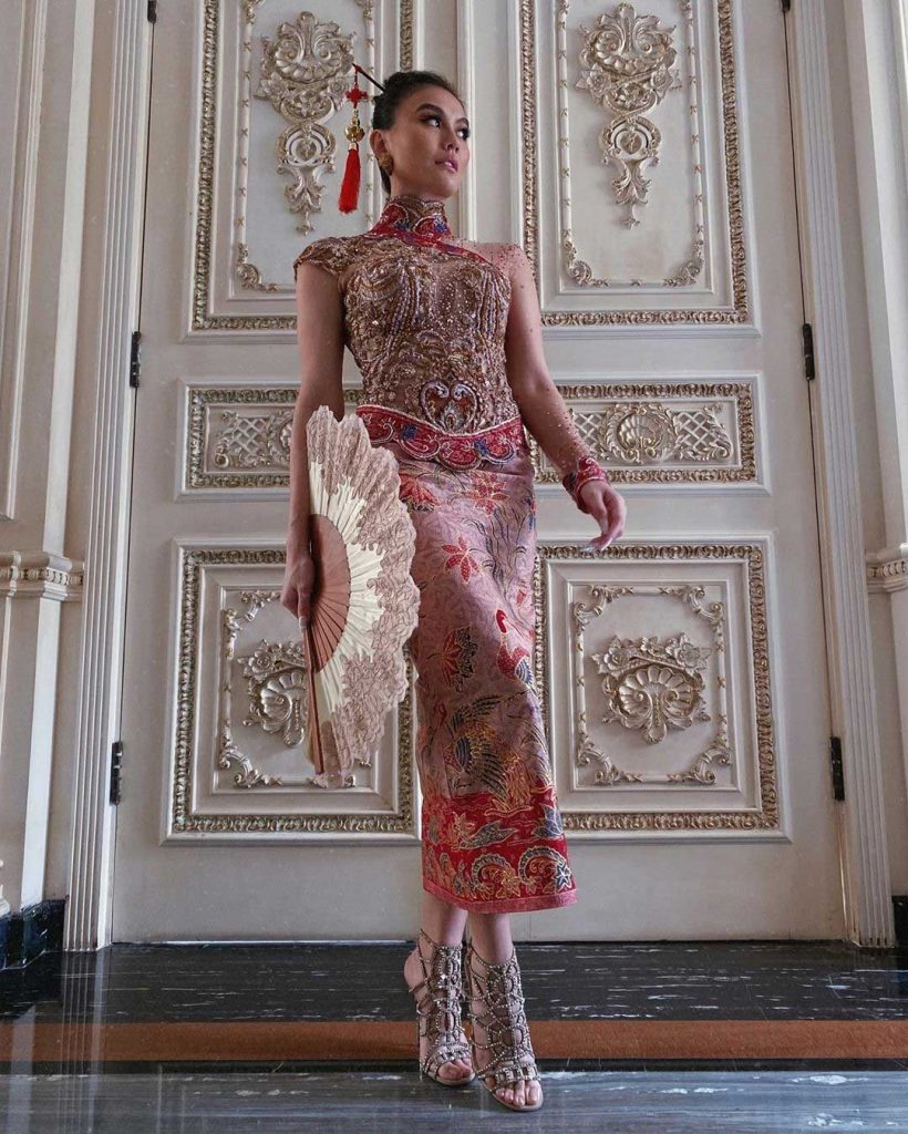 agnez-mo-kebaya-modern