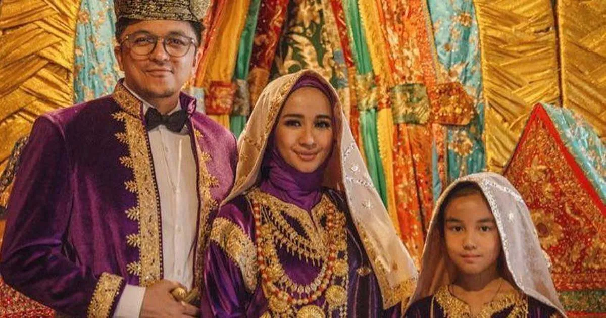 Laudya Cynthia Bella Umumkan Cerai, Begini Kondisi Anak Tirinya