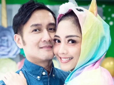 perceraian rumah tangga kabar-cerai-ririn-dwi-ariyanti-dan-aldi-bragi
