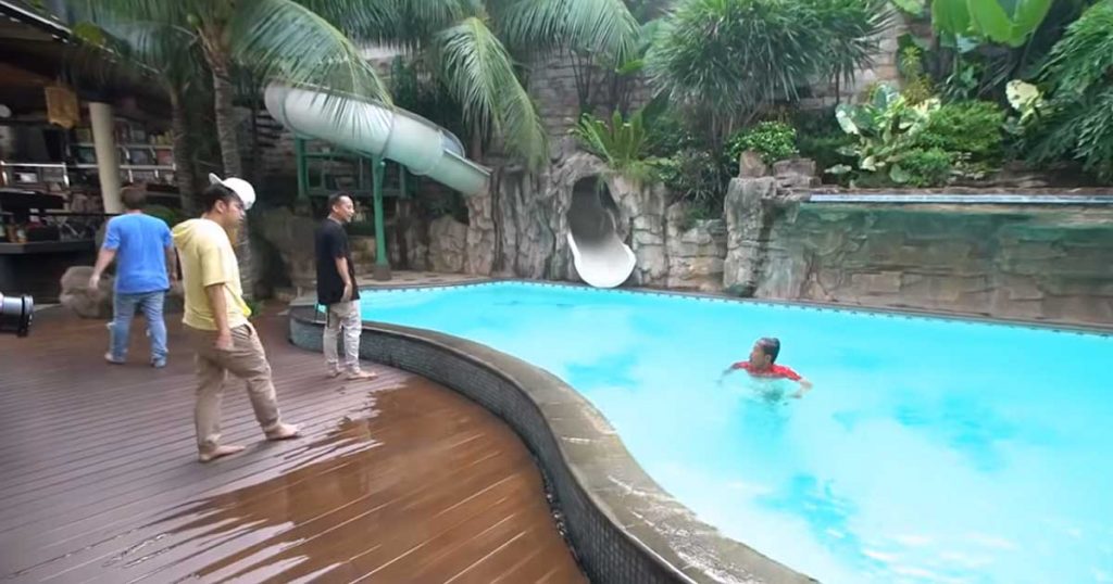 kolam-renang-denny-cagur