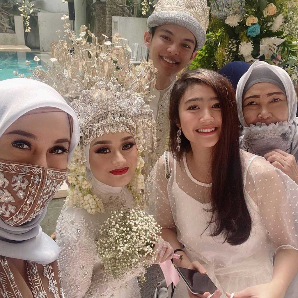 marini-zumarnis-dan-febby-rastanty