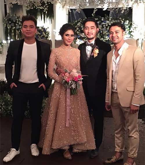 Artis yang datang ke pernikahan mantan