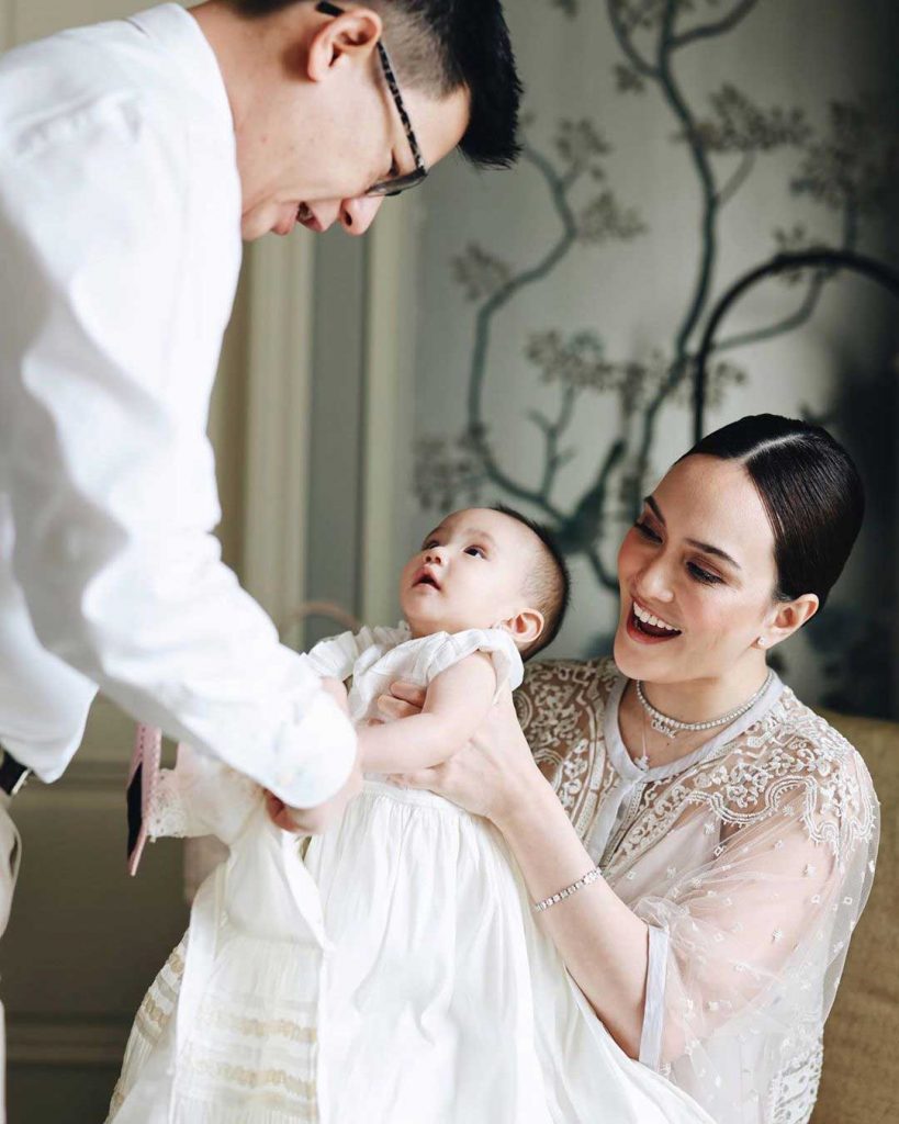 anak-shandy-aulia-dibaptis-2