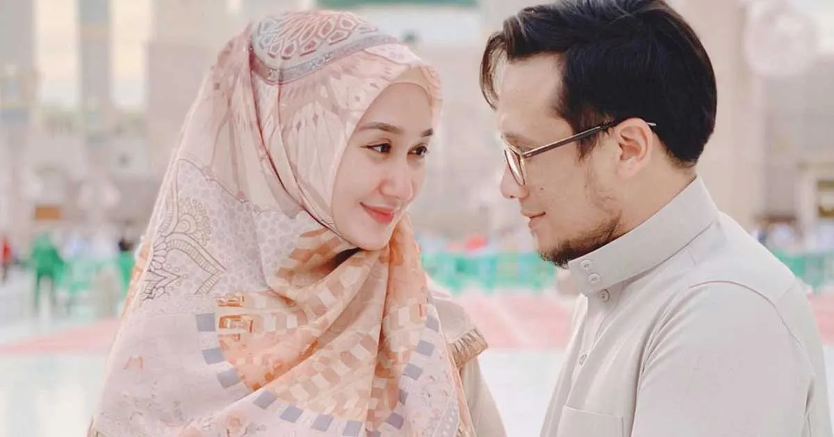Dian Pelangi Melahirkan, Intip 3 Potret Putrinya yang Menggemaskan