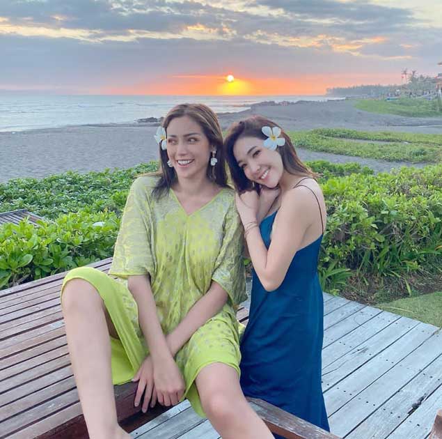 jedar-liburan-dengan-gisel