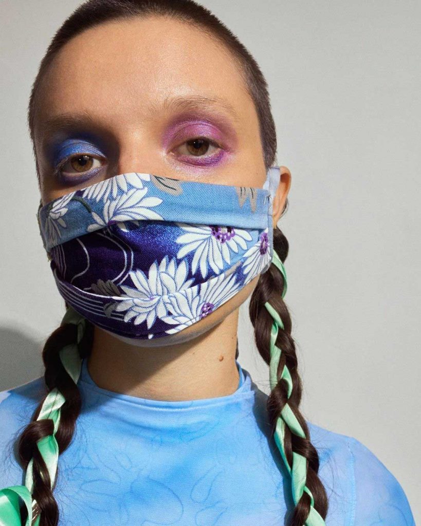 masker-cocok-dengan-makeup-matching