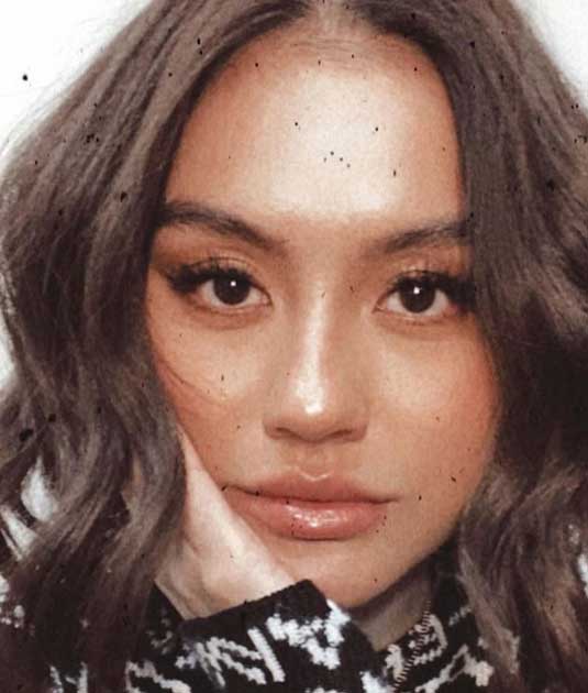 agnez-mo-glaze-skin