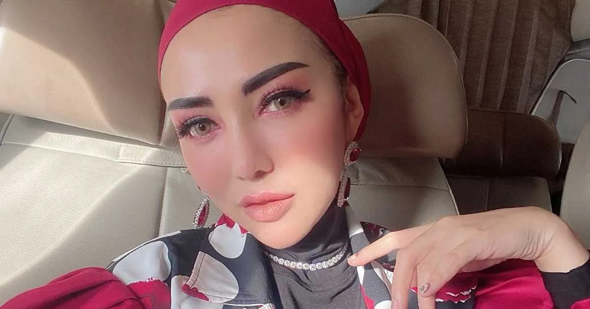 Bergaya di Tengah Sawah, Penampilan Bella Shofie Jadi Sorotan