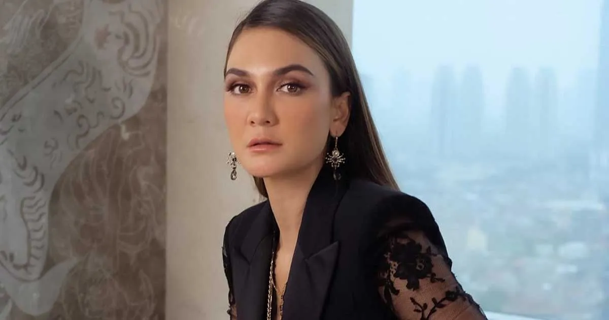 Ngaku Suka Kepo Mantan, Luna Maya: Yang Ada Gundamnya!