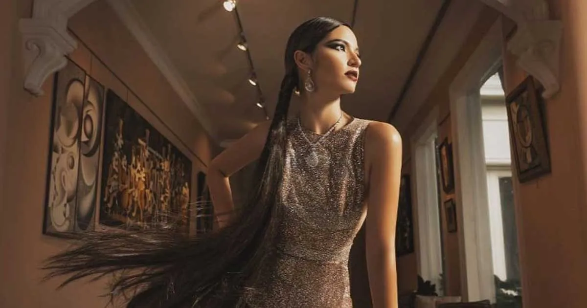 Pakai Outfit Seharga Rp 3 M, Intip Gaya Nia Ramadhani saat Pemotretan