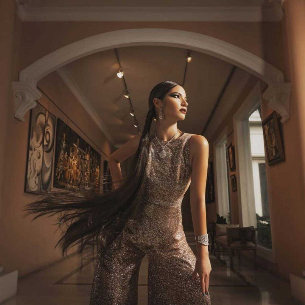 nia-ramadhani-rambut-panjang
