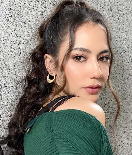 pevita-pearce-glaze-skin