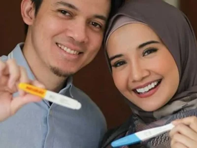 video-zaskia-sungkar-positif-hamil-jadi-trending