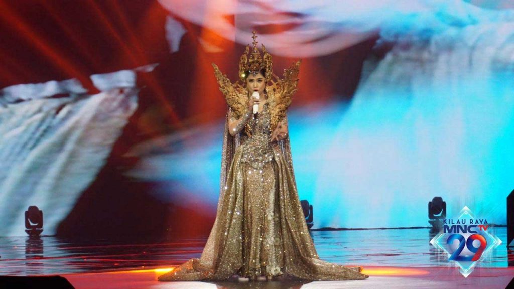 dewi-perssik-mnc-tv