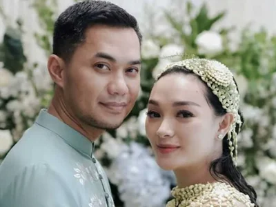 Ultah Zaskia Gotik melahirkan jenis-kelamin-bayi-zaskia-gotik-perempuan-1