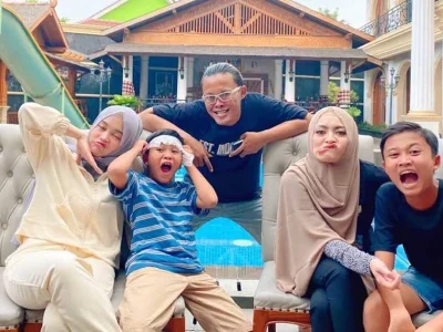 nathalie-holscher-dan-anak-anak-sule-akrab-banget