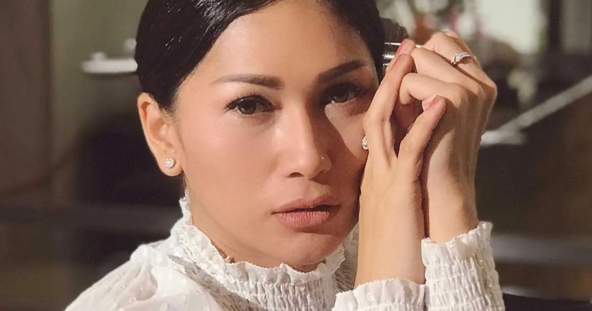 Tata Janeeta Pamer Gandeng Tangan Pria, Maia: Udah Berani Buka?