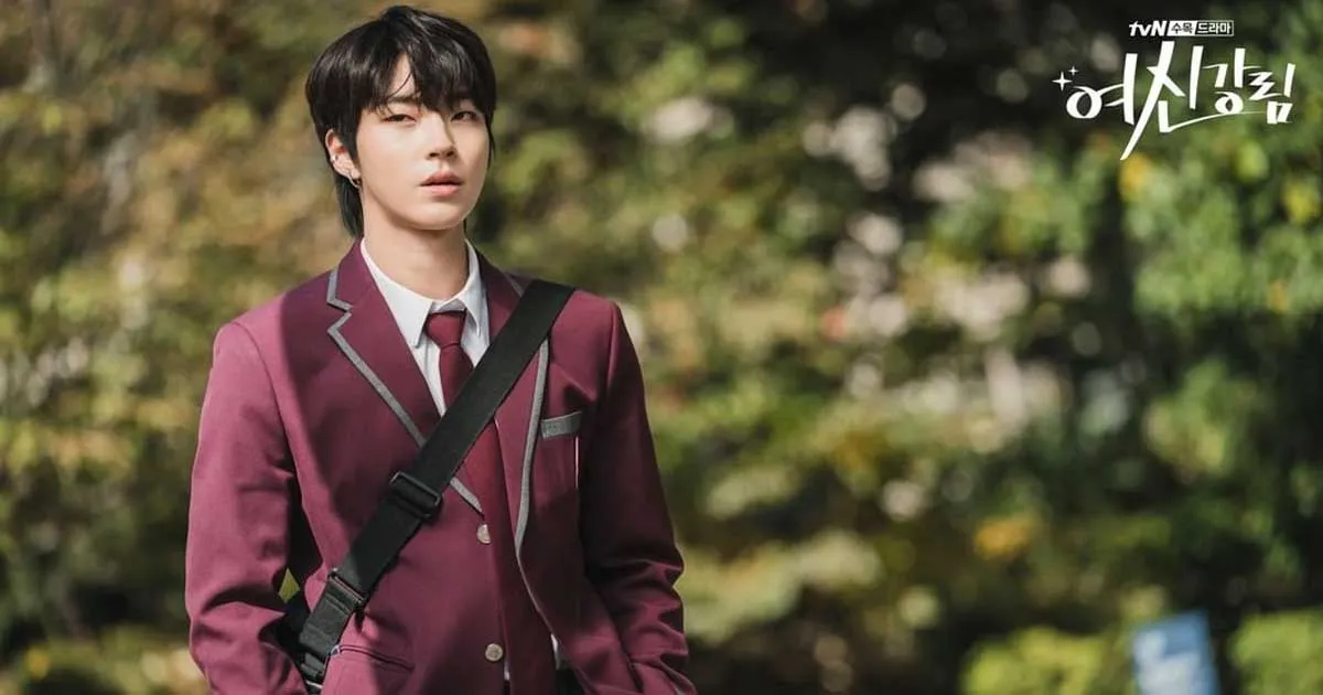 Aura Mengintimidasi Si Bad Boy Hwang In Yeob dalam ‘True Beauty’