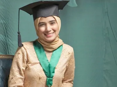 1-kesepian-nadya-mustika-rahayu-curhat