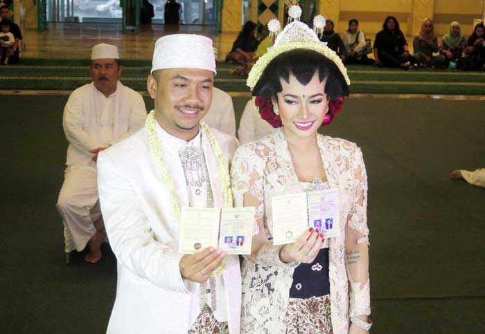 Ratu felisha digugat cerai suami ari pujianto