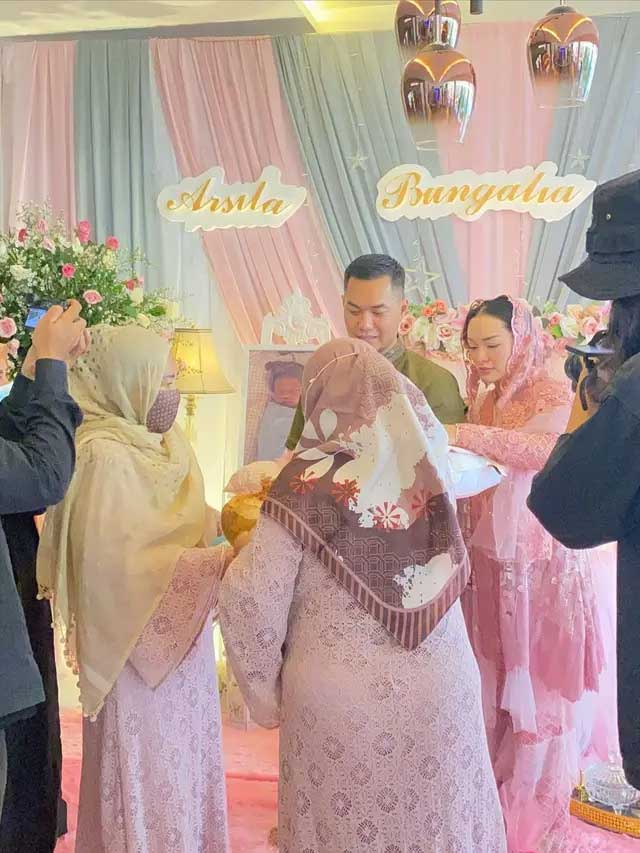 akikah-arsila-anak-zaskia-gotik