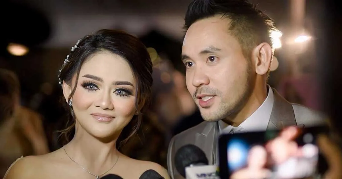 Kebiasaan Jenita Janet Ini Bikin Suami Geleng-Geleng Kepala