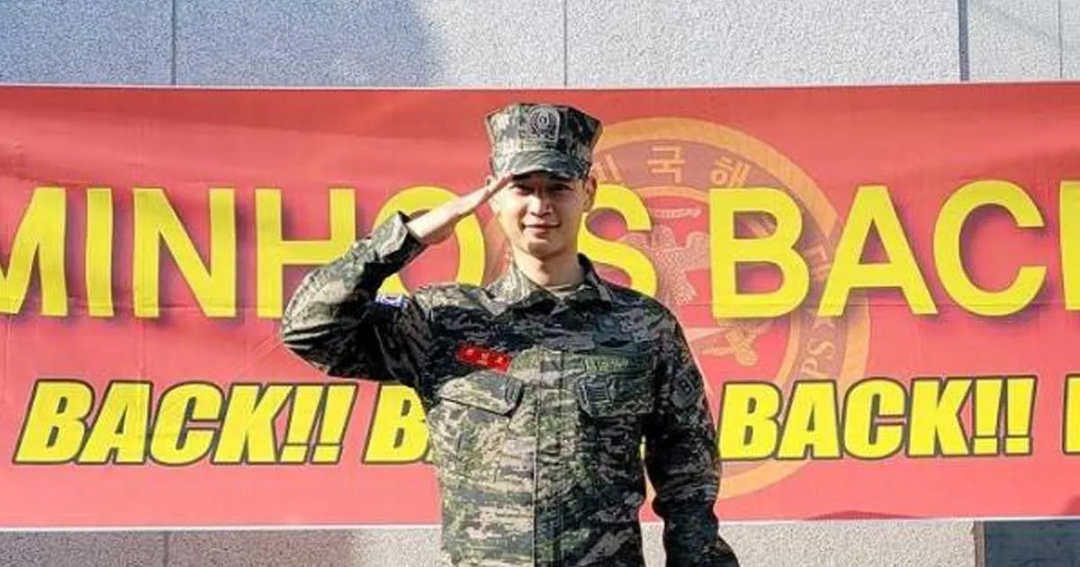 Selesai Wamil, Ini Kejutan Pertama Minho SHINee buat Penggemar