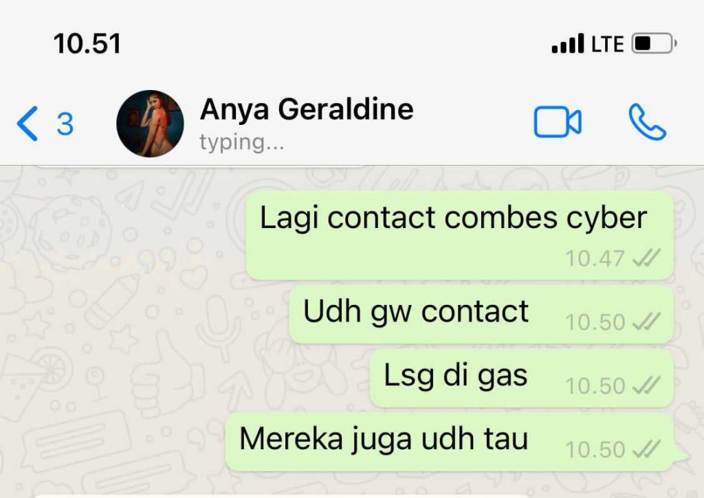 video-syur-seks-panas-anya-geraldine-chef-arnold