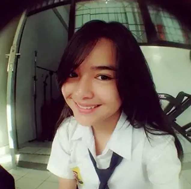 amanda-manopo-smp-1
