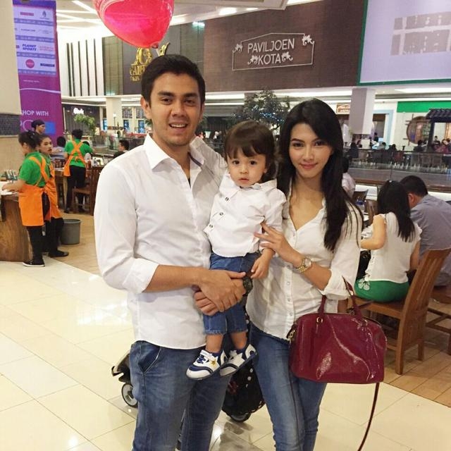 Bryan mckenzie dan mantan istri