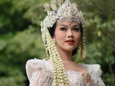 kebaya-yura