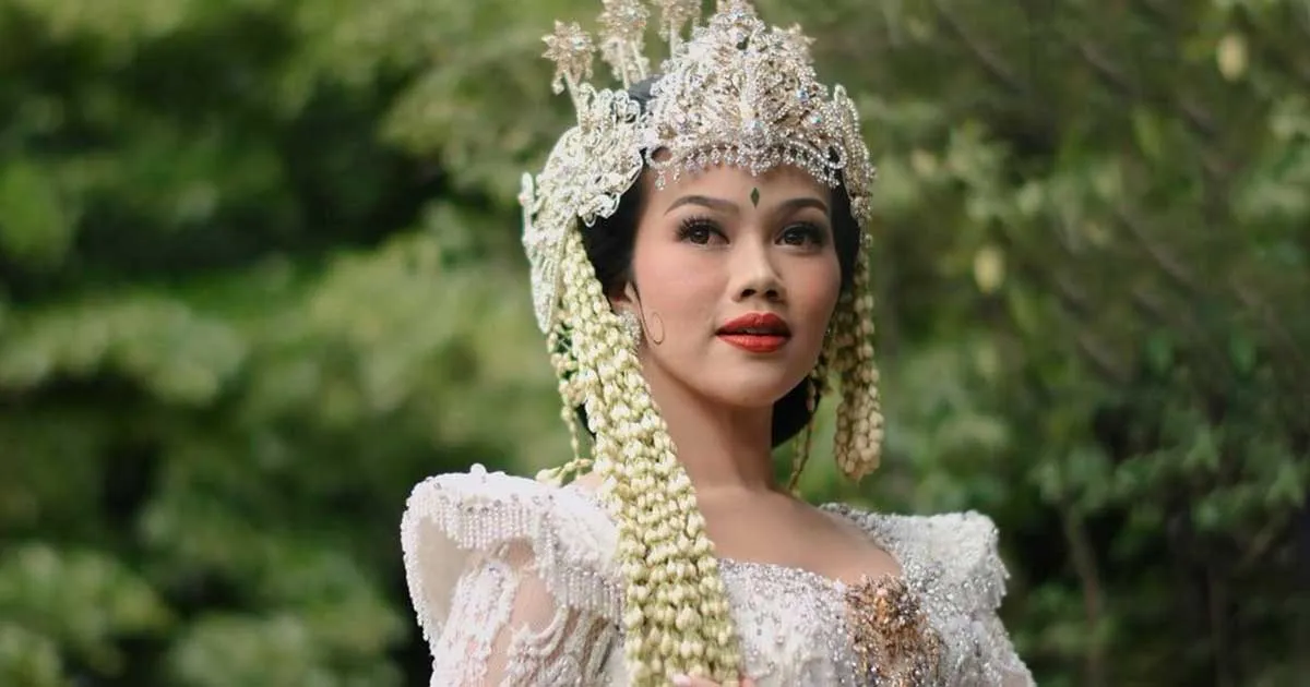 Cerita di Balik Busana Pengantin Yura Yunita