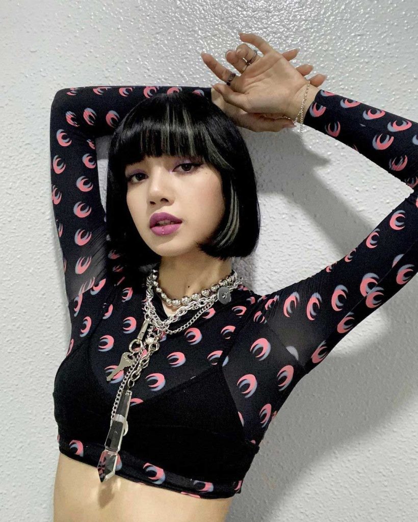 lisa-blackpink-model-rambut
