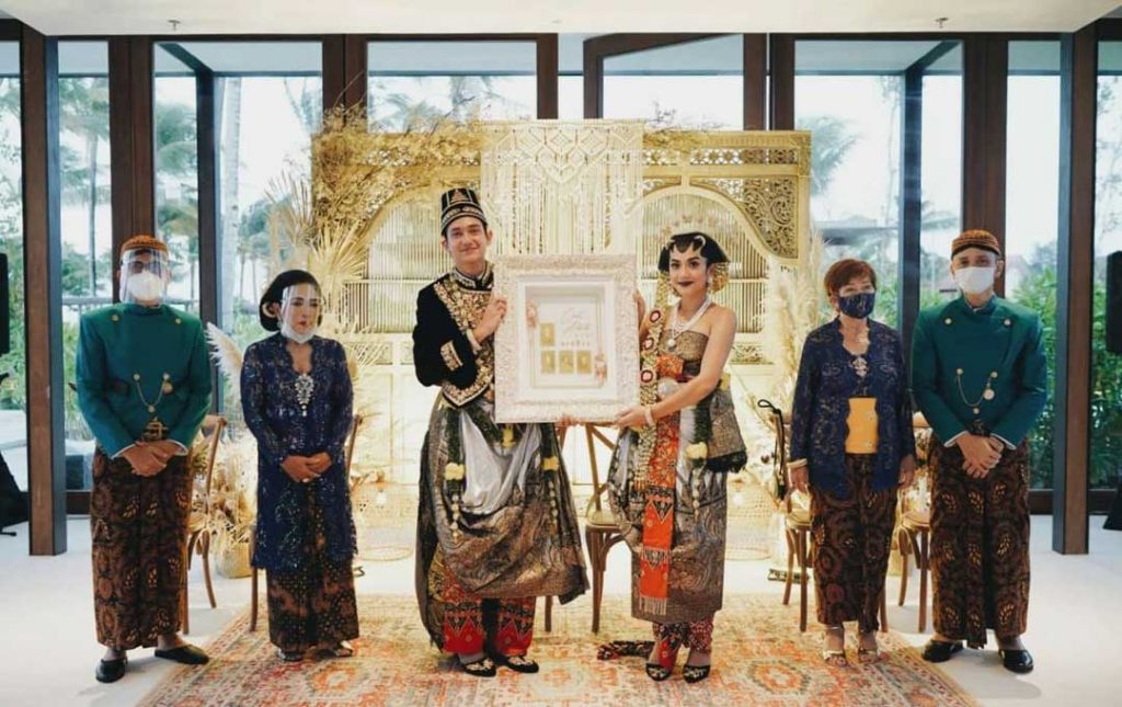 mas-kawin-adipati-dolken-dan-canti-tachril