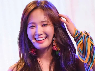 pacar-yuri-snsd-kritis