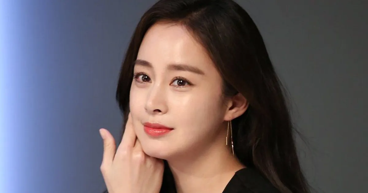 Ini Bukti Kim Tae Hee Aktris Paling Cerdas di Korea