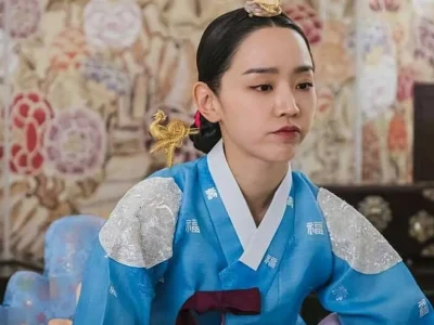 fakta-shin-hye-sun