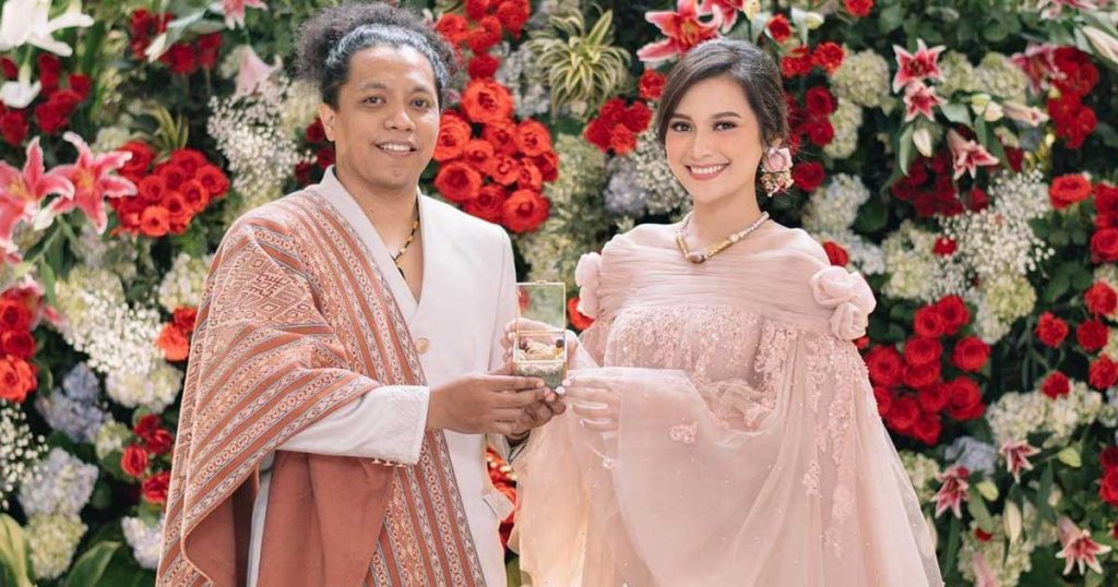 foto-pernikahan-arie-kriting-dan-indah-permatasari-1