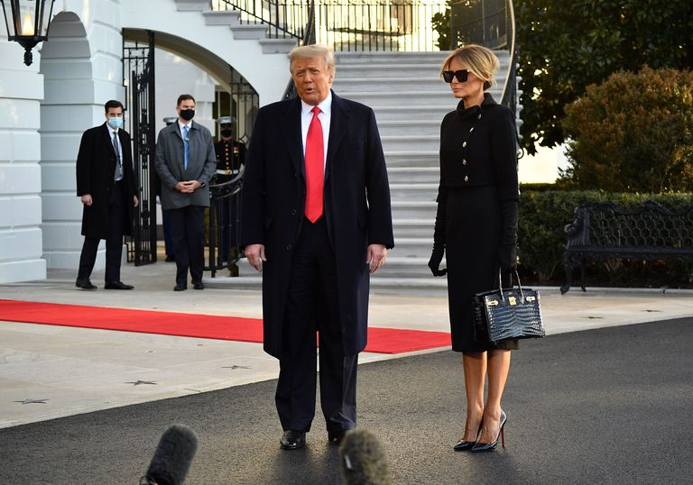 gaya-melania-trump-pelantikan-presiden-amerika-serikat-2021