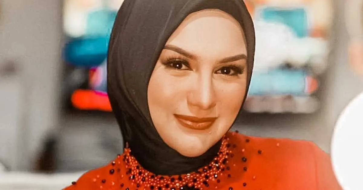 Irish Bella Akui Muak dengan Kehamilan