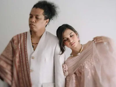 pernikahan-tanpa-restu-arie-kriting-dan-indah-permatasari