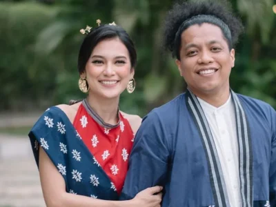 1-kisah-cinta-arie-kriting-dan-indah-permatasari-beauty-and-the-beast