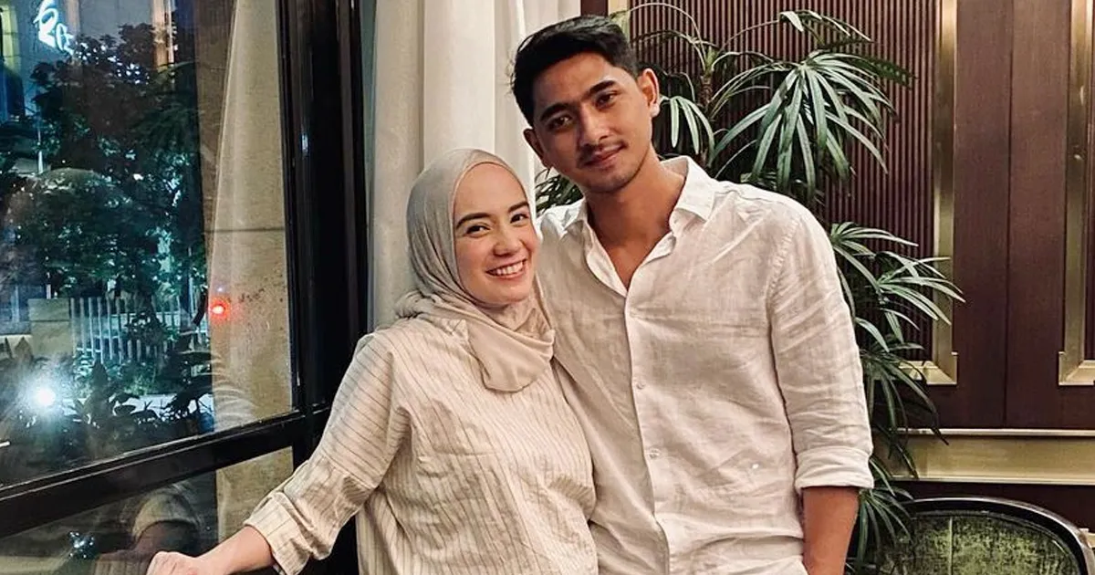 Istri Arya Saloka Jambak dan Seret Si Tukang Bully