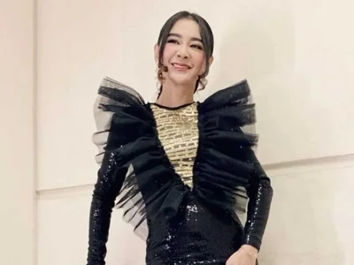 Uut Permatasari keguguran