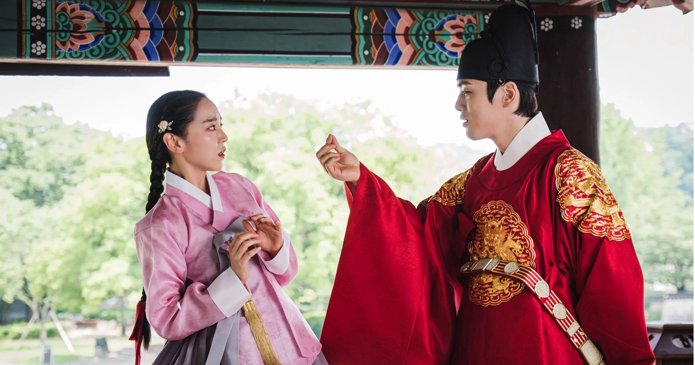 ‘Mr. Queen’ Episode 17: Sedang Hamil, Ratu Kim So-young Terancam Dibunuh